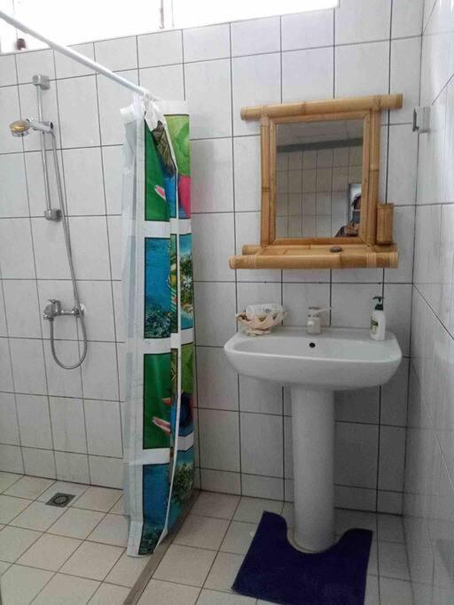 Meri Lodge Huahine Fare Kültér fotó