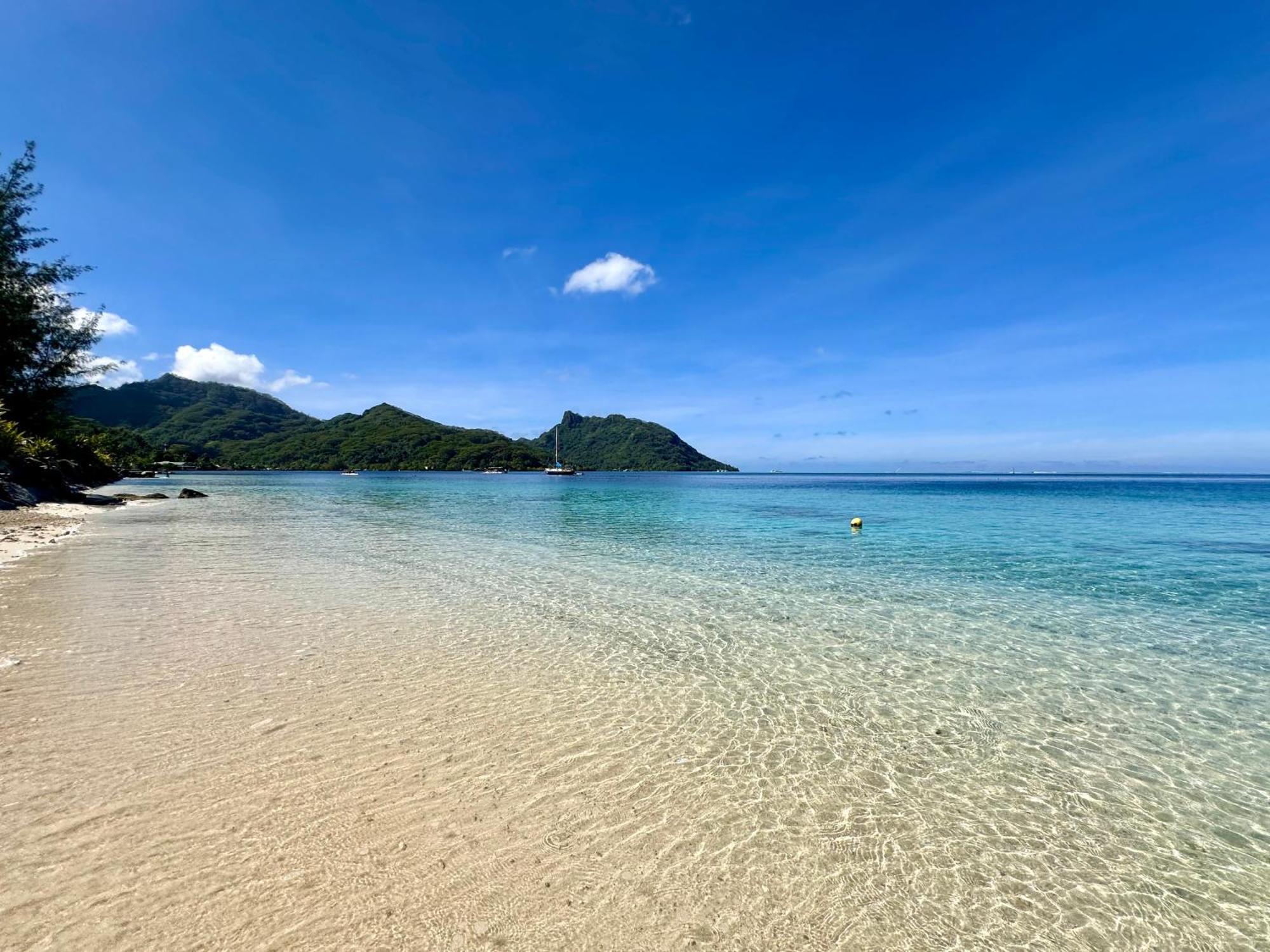 Meri Lodge Huahine Fare Kültér fotó